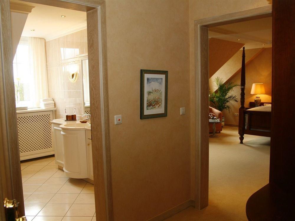 Ententurm - Hotel Und Eventlocation Steinhagen  Eksteriør bilde