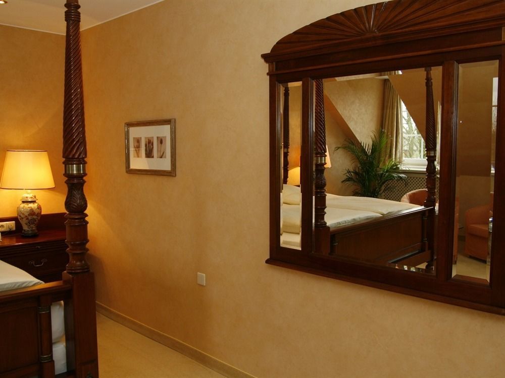 Ententurm - Hotel Und Eventlocation Steinhagen  Eksteriør bilde